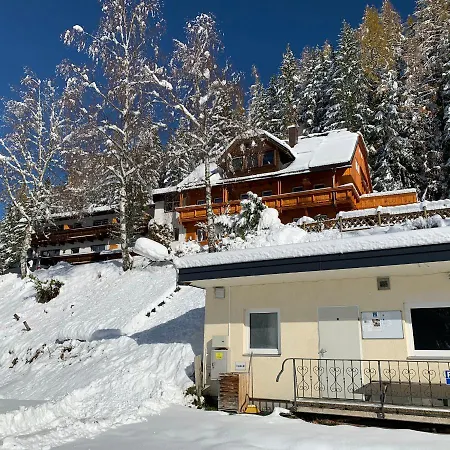 ゲストハウス Fruehstueckspension Gsenger 3*