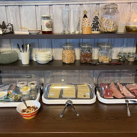 ゲストハウス Fruehstueckspension Gsenger ラムサウ・アム・ダッハシュタイン