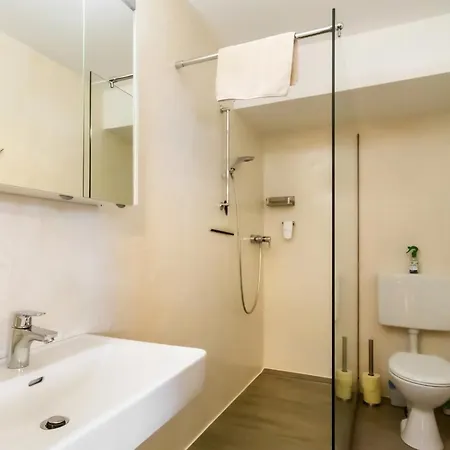 Fruehstueckspension Gsenger בית הארחה 3*