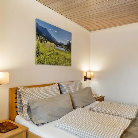 Fruehstueckspension Gsenger רמסאו אם דכשטיין